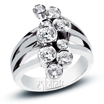 Beautiful Bezel Set Round Diamond Fancy Ring (1.10 ct.tw)