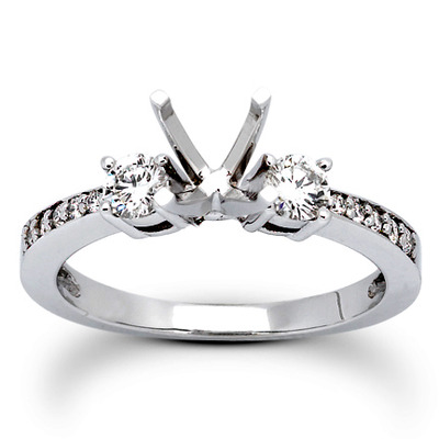 Round Cut Prong Set Diamond Engagement Ring (0.39 ct. tw.)