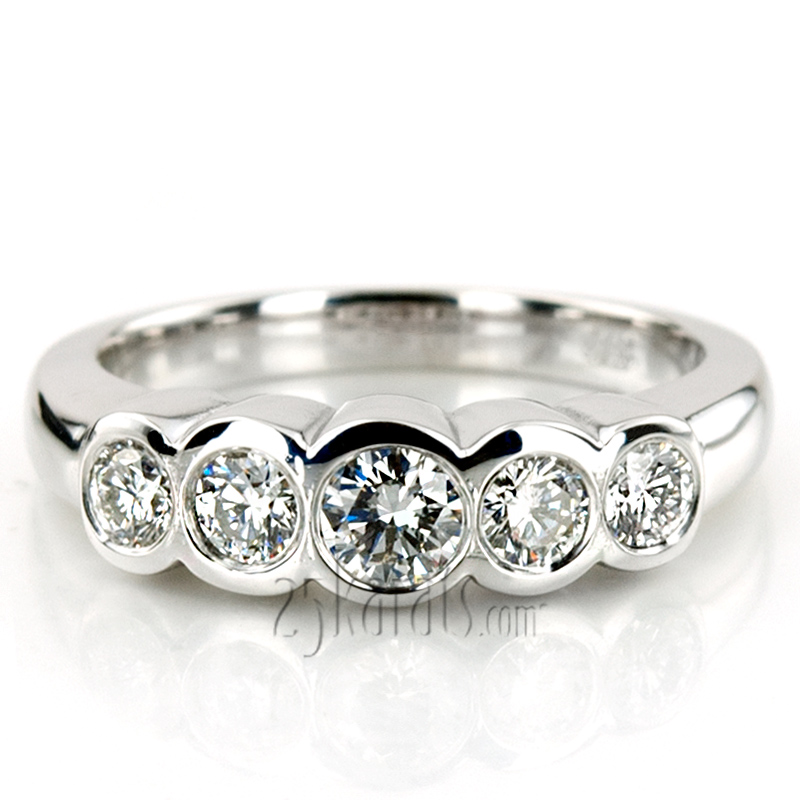 Sculpted Bezel Premium Five-Stone Diamond Band (3/4 ct. tw.)