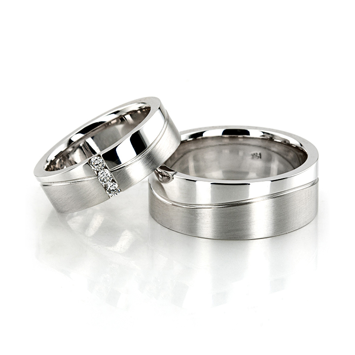 Wave Design Couples Diamond Wedding Ring Set