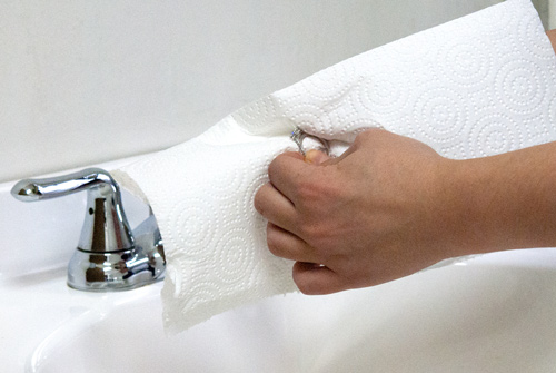 Jewelry Cleaning Image 6