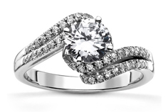 Engagement Rings With Sidestones