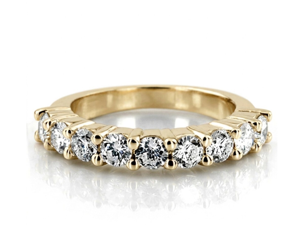 Women's Diamond Wedding Bands