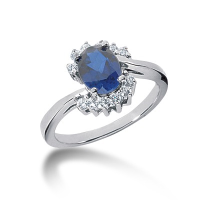 Beautifully Designed Fancy Diamond & Sapphire Ring (0.12 ct.tw.)