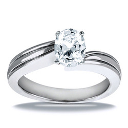 Elegant Solitaire Diamond Engagement Ring thumbnail 20