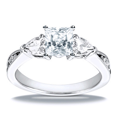 Pear-shaped Diamond Engagement Ring  (0.98 t.c.w.) thumbnail 16