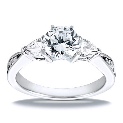 Pear-shaped Diamond Engagement Ring  (0.98 t.c.w.) thumbnail 14