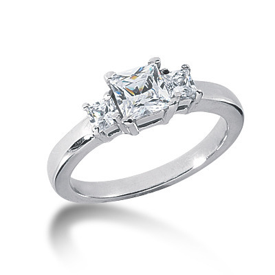 Princess Cut 3 Stone Diamond Engagement Ring (0.34 t.c.w.) thumbnail 3