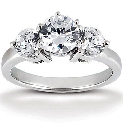 Round Cut Prong Set Diamond Engagement Ring (0.20 t.c.w.)