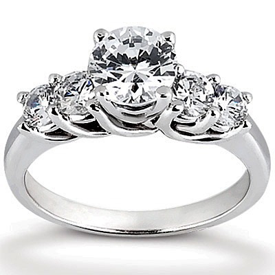 0.70 CT Round Cut Prong Set Diamond Engagement Ring