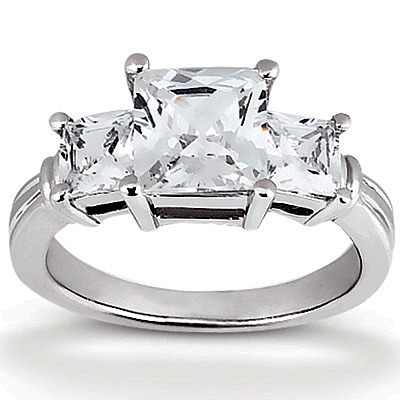 Princesss Cut Prong Set Diamond Engagement Ring (0.80 ct.tw.)