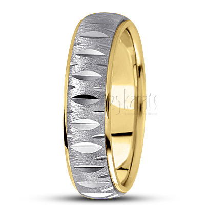 Attractive Fish-eye Cut Diamond Carved Wedding Ring 