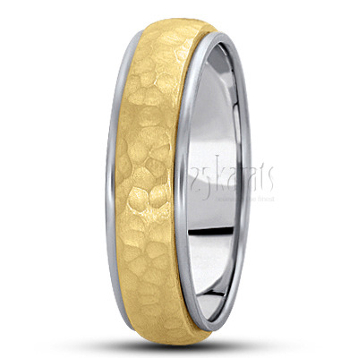 Hammered Round Body Basic Carved Wedding Band