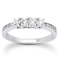 0.49 ct. Round Cut Prong Set Diamond Bridal Ring