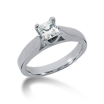 Princess Cut Solitaire Diamond Engagement Ring (0.75 t.c.w.)