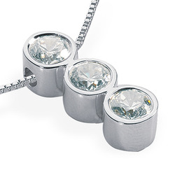 0.45 ct. Round Cut Three Stone Diamond Journey Pendant thumbnail 2