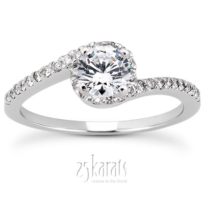 Halo Design Diamond Bridal Ring (0.16 t.c.w.)