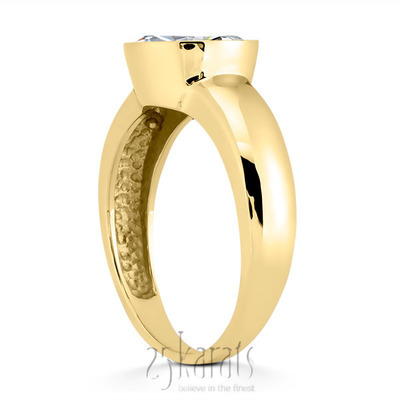 Bezel set Round Solitaire  Diamond Engagement Ring (1.50 ct.) thumbnail 4