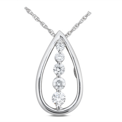 0.25 CT Diamond Pendant - view 1