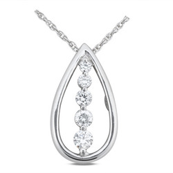 0.25 CT Diamond Pendant thumbnail 1