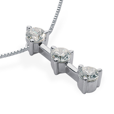 1.5 CT Diamond Pendant thumbnail 2