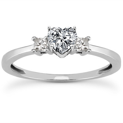 Three Stone Princess Cut Bridal Ring (0.10 t.c.w.) thumbnail 20