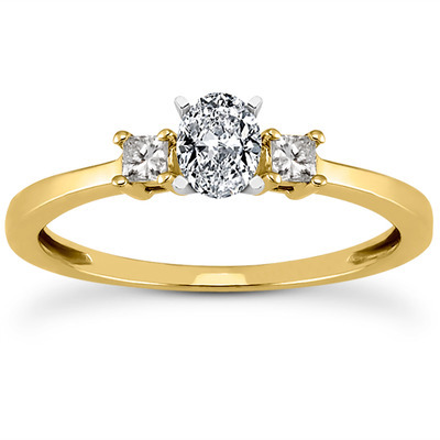 Three Stone Princess Cut Bridal Ring (0.10 t.c.w.) thumbnail 7