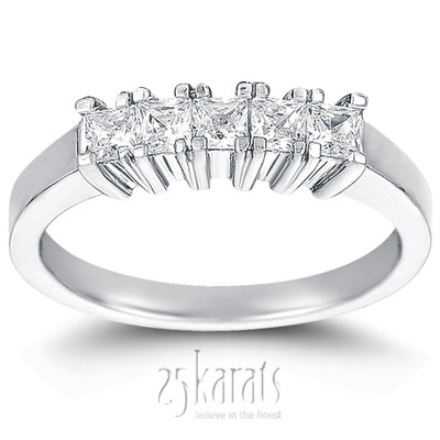 0.50 ct. Diamond Wedding Band - view 1