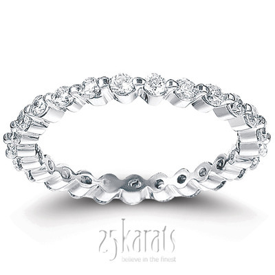 0.75 ct. Round Cut Diamond Eternity Wedding Band thumbnail 1