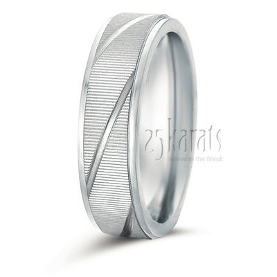 Chic Incised Wedding Band