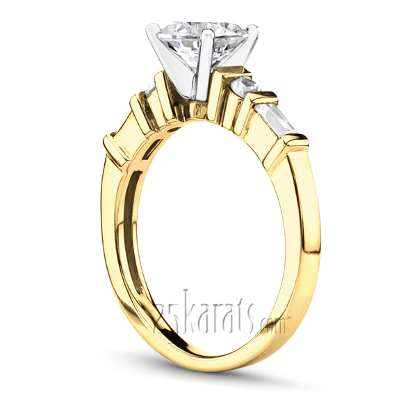 Baguette and Round Diamond Engagement Ring (0.42ct.tw) - view 4