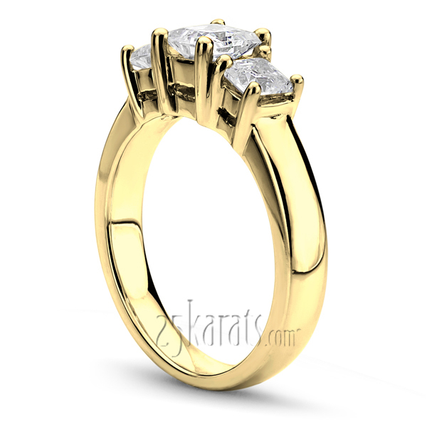 18K white gold Three Stone Princess Cut Diamond Bridal Ring (0.54 t.c.w.) - alternate view 4