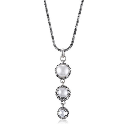 Sterling silver and white mother of pearl necklace/pendant thumbnail 1