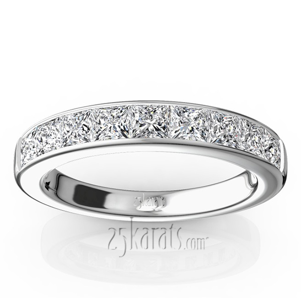 Elegant 9 Stone Princess Cut Diamond Anniversary Band (1.25ct. tw.)