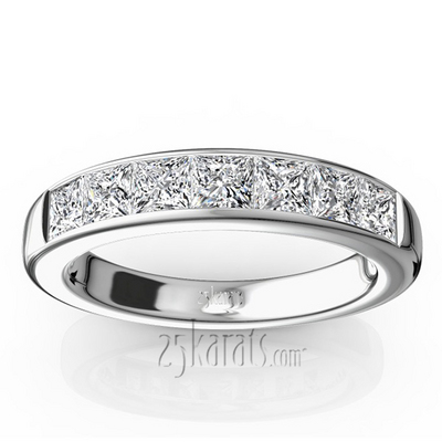 Newly Designed 7 Stone Princess Cut Diamond Anniversary Band (1 1/4 ct. tw.) thumbnail 1