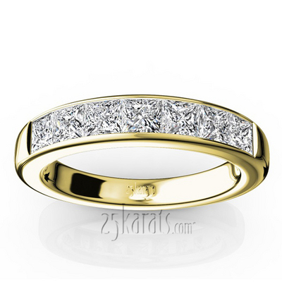 Newly Designed 7 Stone Princess Cut Diamond Anniversary Band (1 1/4 ct. tw.) thumbnail 4