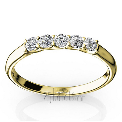 Low Set Trellis Setting 5-Stone Round Shank Anniversary Ring (1/4 ct. tw.) thumbnail 4