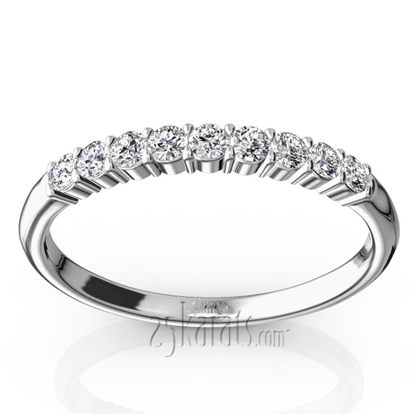 Classic 9 Stone Women's Diamond Band (1/5 ct. tw.)