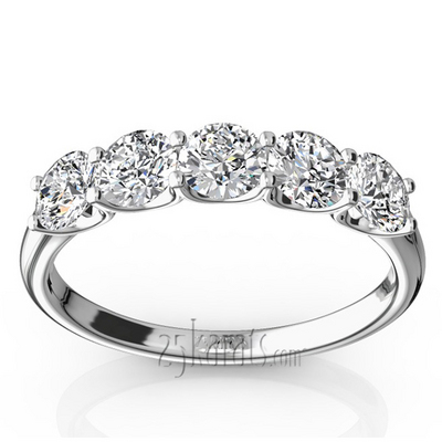 New Classic 5-Stone U-Prong Woman Anniversary Band (1 ct. tw.) thumbnail 1