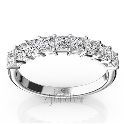 9 Stone Princess Cut Basket Setting Woman Ring (1 ct. tw.) thumbnail 1