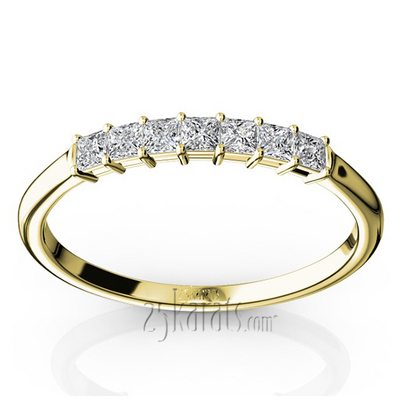 Seven Stone Princess Cut Basket Setting Woman Ring (1/4 ct. tw.) thumbnail 4