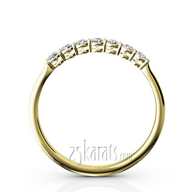 Classic 7 Round Brilliant Diamond Woman Anniversary Band (1/4 ct. tw.) thumbnail 6