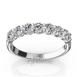 Classic 7 Round Brilliant Diamond Anniversary Band (3/4 ct. t.w.)