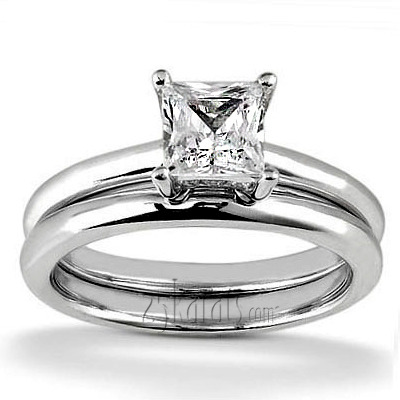 14K white gold Princesss cut Solitaire Diamond Bridal Ring (0.06 ct. tw.) - alternate view 5