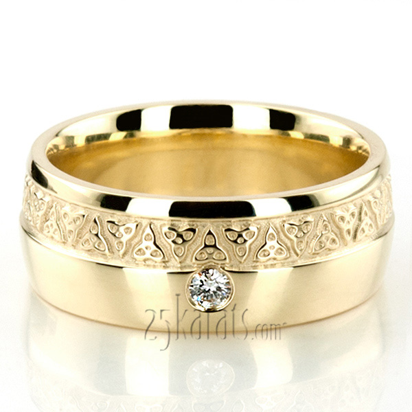 Dome Triquetra Comfort Diamond Wedding Band