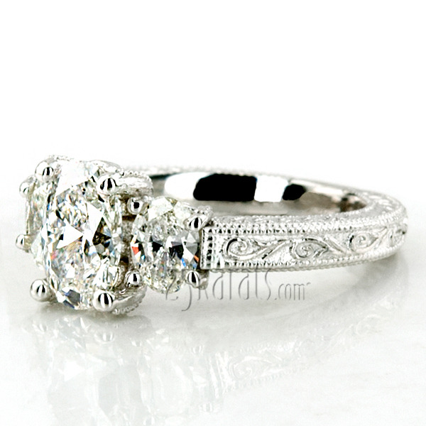 14K white gold Antique Three Stone Engagement Ring (0.70ct. tw.) - alternate view 11