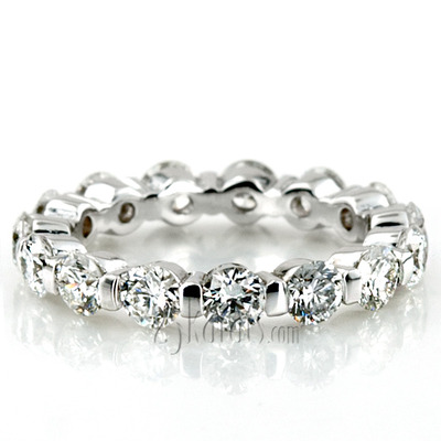 2.25 ct. Diamond Eternity Wedding Band 1 thumbnail 4