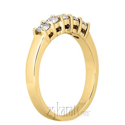 14K white gold Five Stone Round Cut Prong Set Diamond Anniversary Ring (0.50 ct. tw.) - alternate view 4