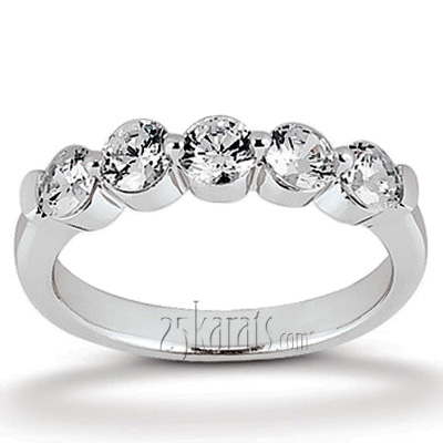 Five Stone Prong Set Diamond Wedding Band (0.75 ct.tw)