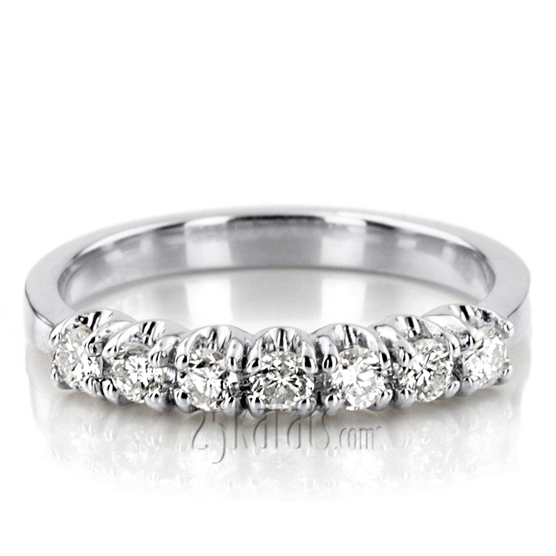 7 Round Stone Contemporary Diamond Band (0.35 ct. tw.) 